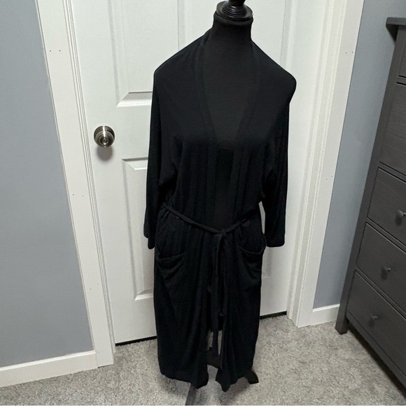 Jax & Lennon Robe - Picture 1 of 6